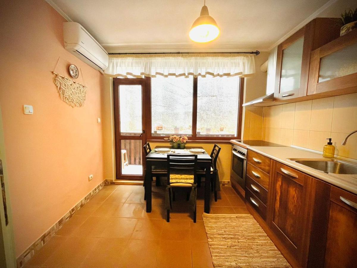 The Green Guest House Of Veliko Tarnovo-Amazing View, Top Location Bagian luar foto