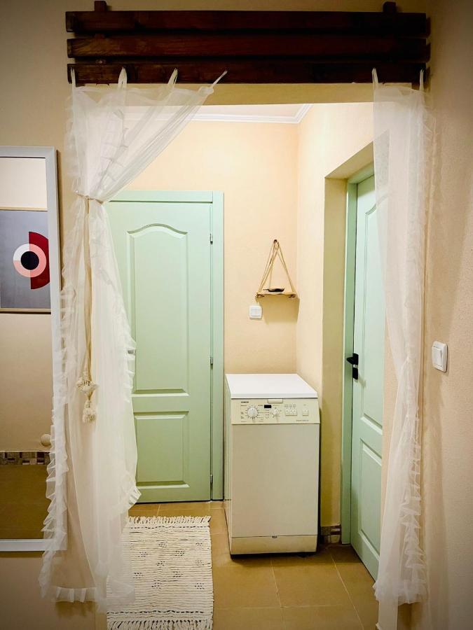 The Green Guest House Of Veliko Tarnovo-Amazing View, Top Location Bagian luar foto
