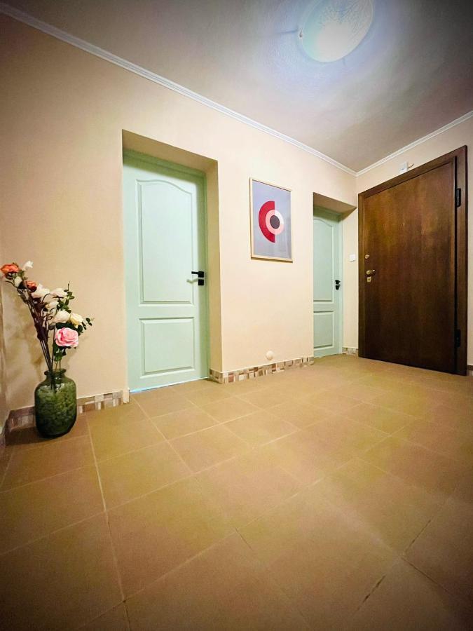 The Green Guest House Of Veliko Tarnovo-Amazing View, Top Location Bagian luar foto