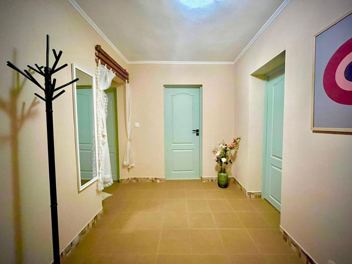 The Green Guest House Of Veliko Tarnovo-Amazing View, Top Location Bagian luar foto