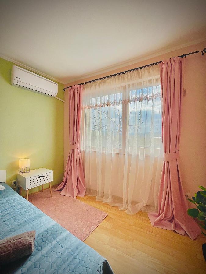 The Green Guest House Of Veliko Tarnovo-Amazing View, Top Location Bagian luar foto