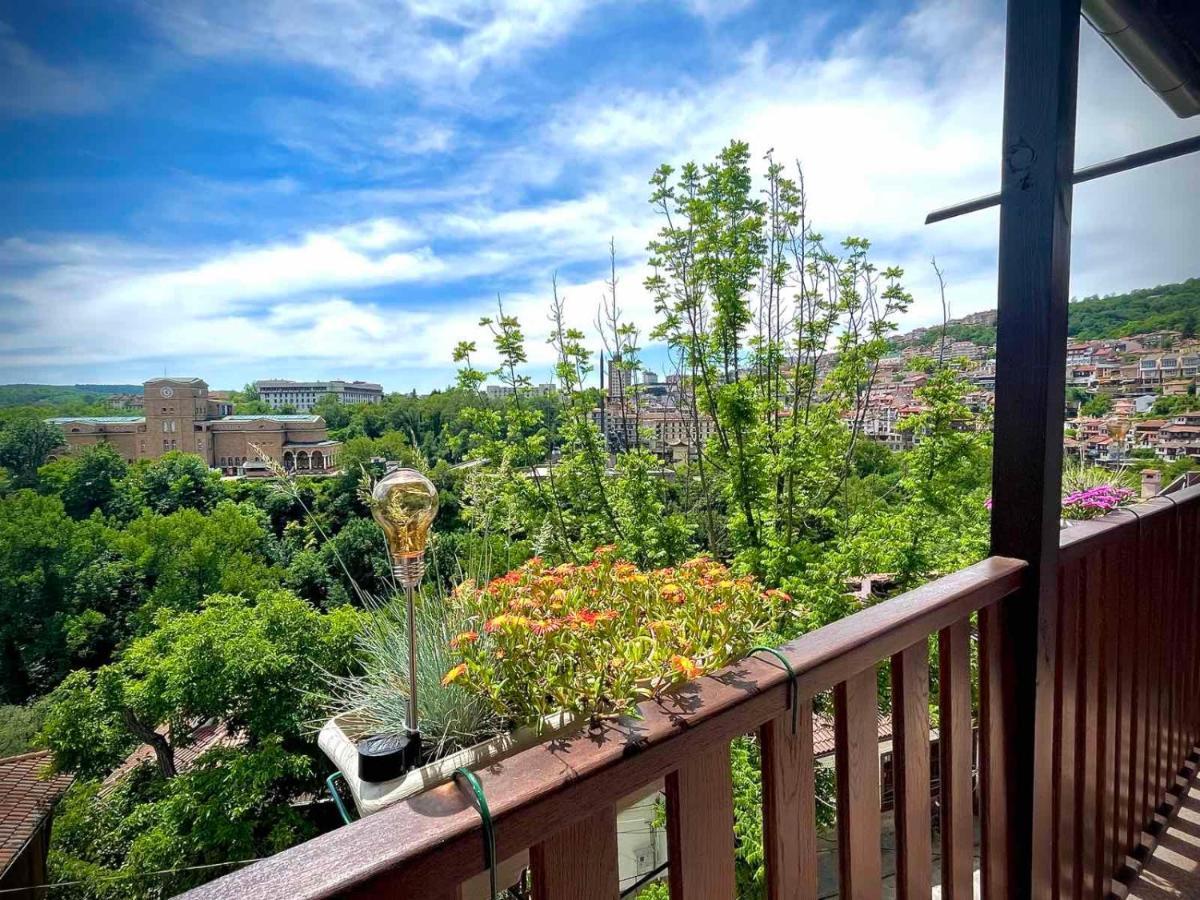 The Green Guest House Of Veliko Tarnovo-Amazing View, Top Location Bagian luar foto